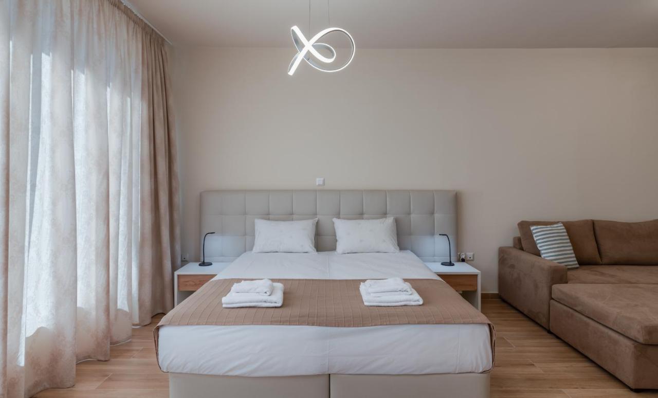 Amazing Apartments @ Monastiraki Subway Station Афины Экстерьер фото